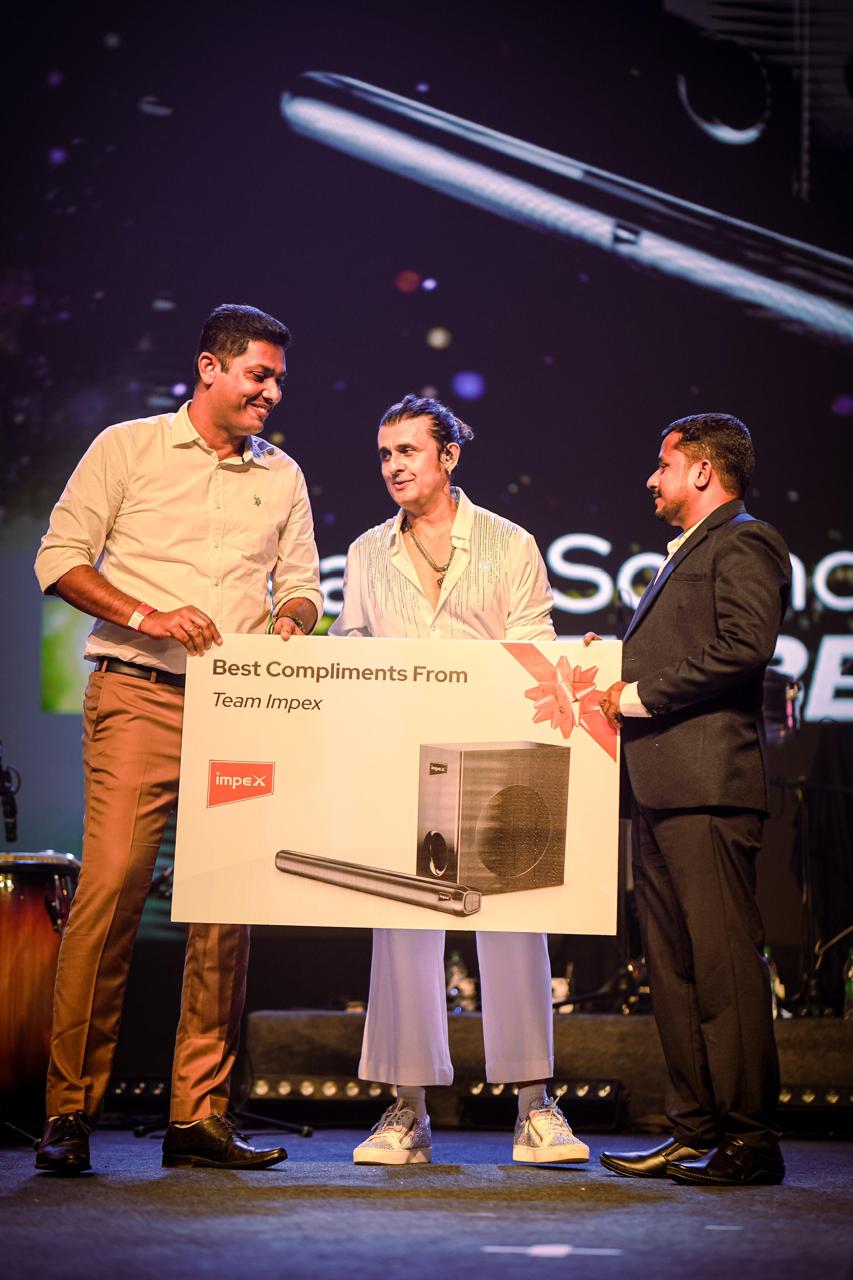 Bollywood singer Padma Shri Sonu Nigam launched the Impex Thunder Beat 3308 Speaker Sounbar